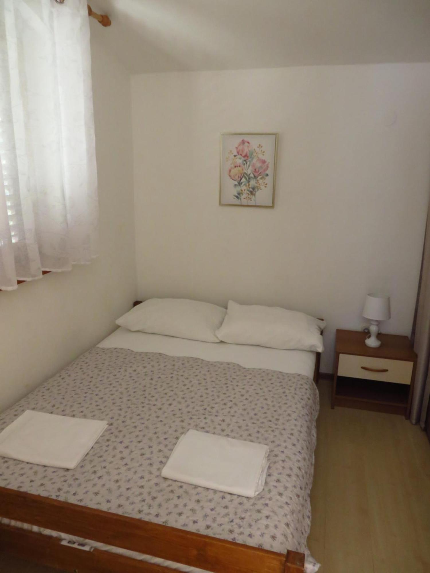 Soline Beach Apartments Biograd Na Moru Quarto foto